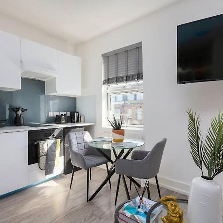 Studio Apt, 8 Min Walk From Tube 3 Лондон Екстериор снимка