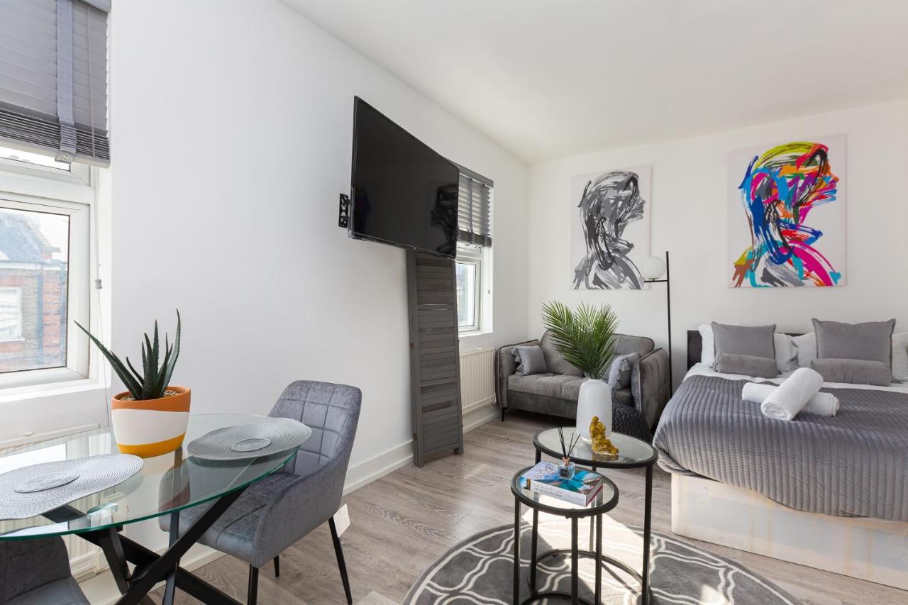 Studio Apt, 8 Min Walk From Tube 3 Лондон Екстериор снимка