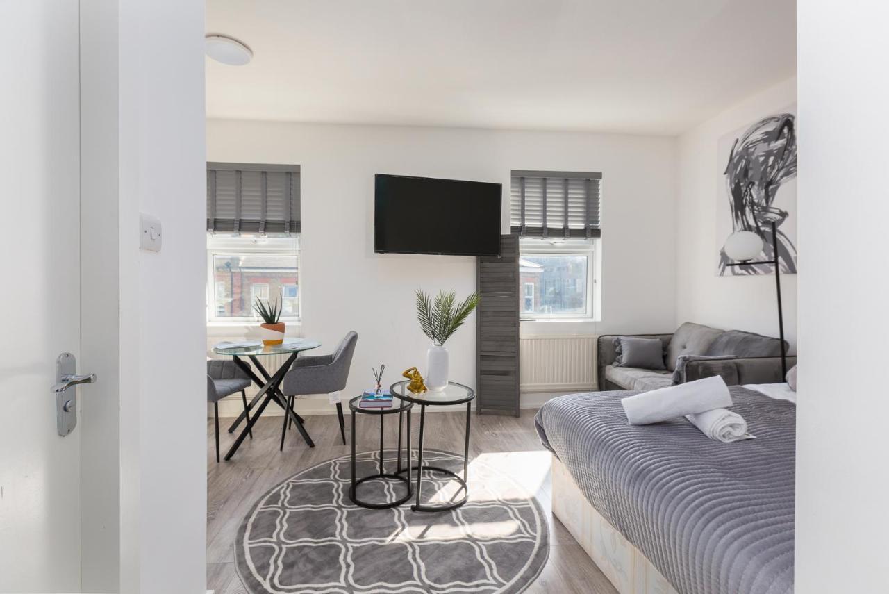 Studio Apt, 8 Min Walk From Tube 3 Лондон Екстериор снимка